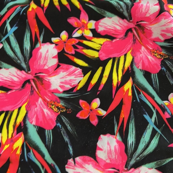 Hurley swimsuit size 5/6 - Picture 2 of 5